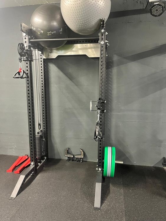 Multifunktionales Krafttraining Kabelzug 2x80kg Steckgewichten